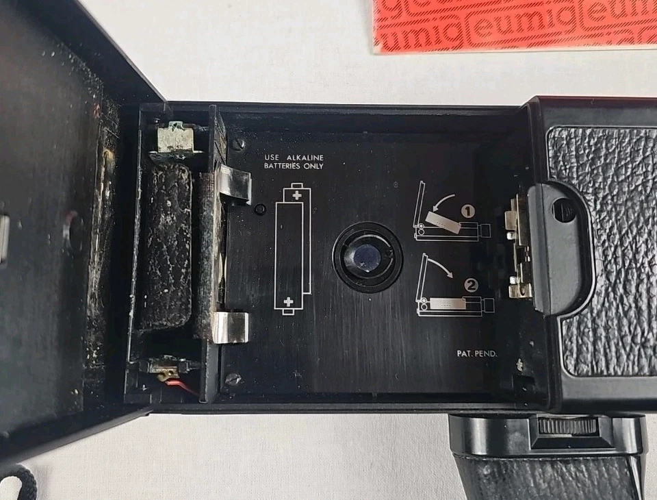 Eumig Mini 3 Super 8 Kamera Sammlerstück Mit Tasche Und Gebrauchsanweisung - Bild 2 von 4