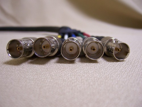 Liberty Wire & Cable LWC E-VGAM-5BNCF .5, 1 or 2 ft Male VGA to Female BNC RGBHV - Picture 12 of 23