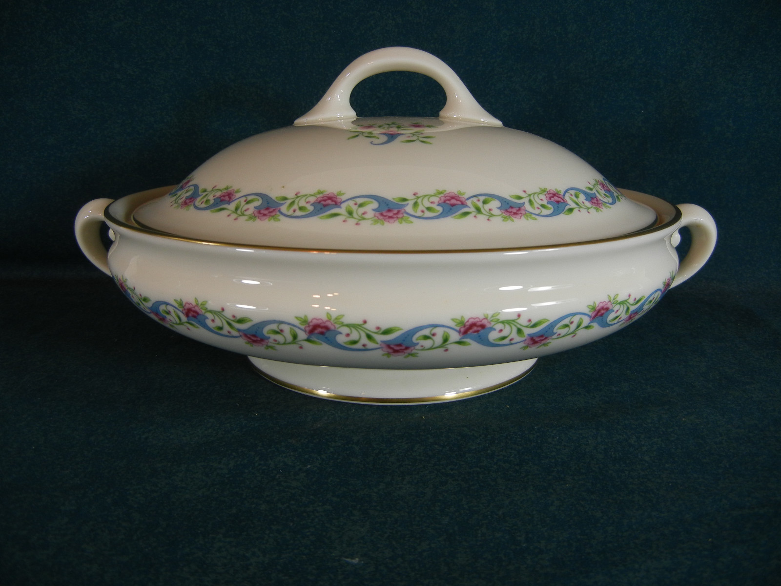 Lenox Bellefonte S301 Covered 9