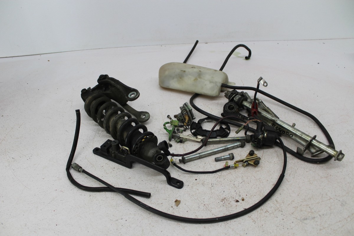1991 KAWASAKI NINJA ZX6 ZX600D PARTS AND HARDWARE NUTS BOLTS | eBay 1991 KAWASAKI NINJA ZX6 ZX600D PARTS AND HARDWARE NUTS BOLTS | eBay