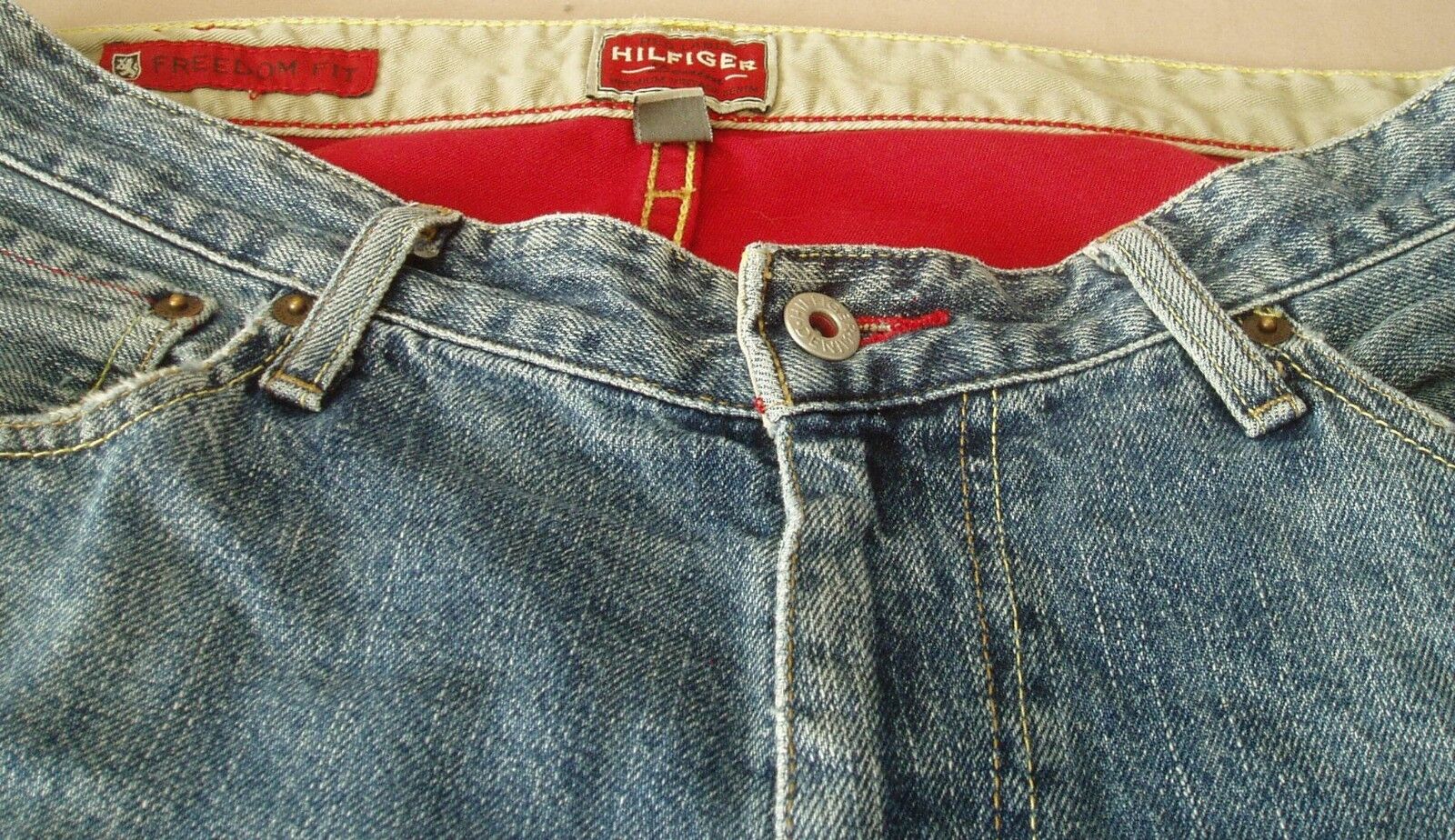 Tommy Hilfiger Mens Red Jeans Freedom Fit 33x30 5-Pocket Distressed | eBay