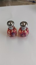 Glass Act Salt & Pepper shakers. Einzigartiges Design. Handgefertigt. Brandneu