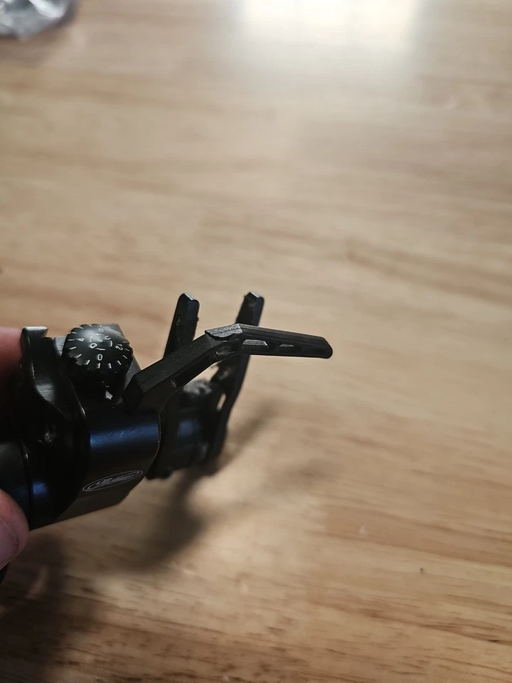 Mathews Ultrarest Integrate MX QAD- Black - Bow Rest- Left Hand Integrated - Image 3 of 4