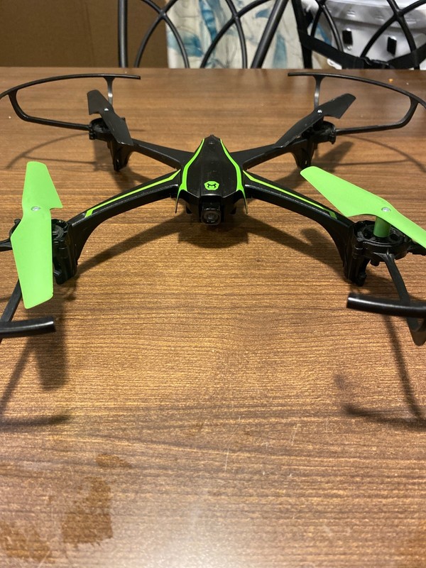 Sky Viper V2450FPV 2017 Edition Streaming Drone Great Condition