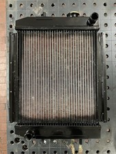 30925578  30925577  RADIATORE MINI ESCAVATORE JCB 802 803 804 IN RAME OTTONE