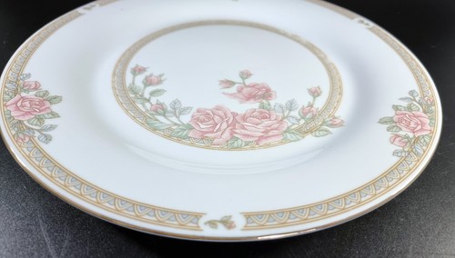Tienshan Large Dinner Plate Fine China Christina J.X. Rose Floral Pattern - Picture 2 of 4
