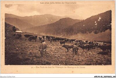 AFEP1-15-0071 - Les plus jolis sites de l'auvergne - une vacherie dans les