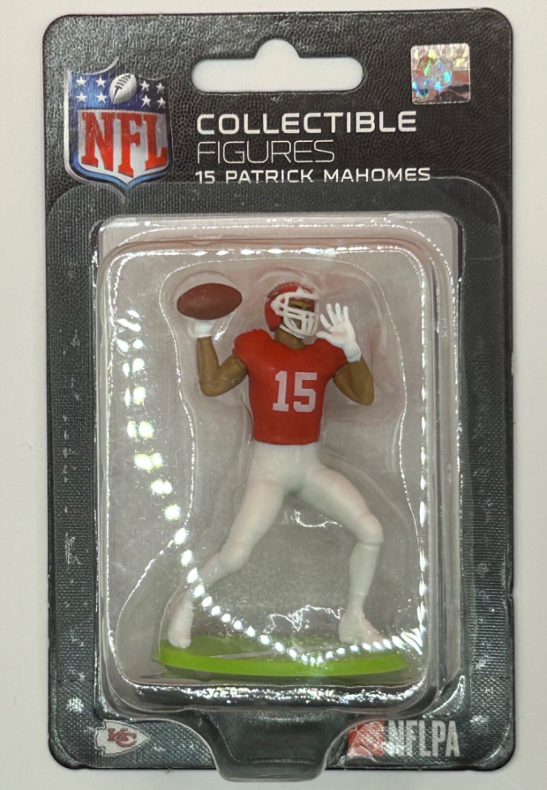 Patrick Mahomes 15 Kanas City Chiefs  2023 NFL Collectibles Series 1 Mini Figure
