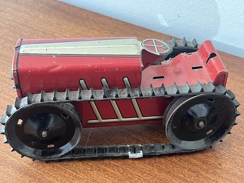 + Tractor de cuerda vintage Marx de acero prensado rojo #2 con banda de rodadura de 8 1/2" de largo - Imagen 2 de 12