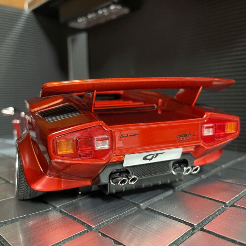The 1/18 Lamborghini Countach Koenig Special from GT Spirit, a review by