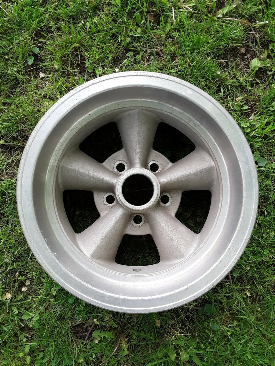 1) Superior Industries SuperMag I Wheel, 14 x 7, Ford, Dodge 1) Superior Industries SuperMag I Wheel, 14 x 7, Ford, Dodge