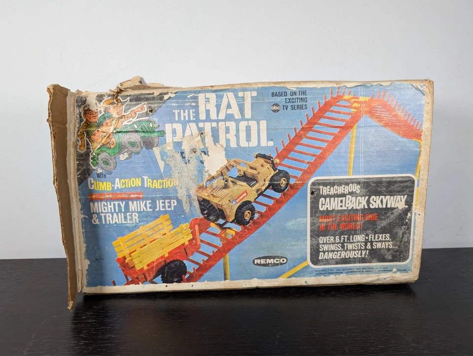 Jeep Mighty Mike Remco Rat Patrol de colección con caja - alrededor del 80% completo Foto 2 de 4