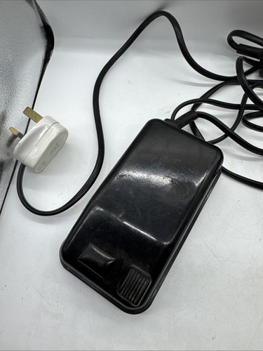 Vintage Singer Sewing Machine Bakelite Foot Control Pedal 196469 - 3 Pin - Picture 2 of 3