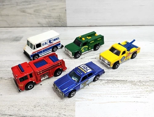 1970s Hot Wheels Utility Car Lot Of 5 Mail Fire Engine Police Tow Truck Vintage