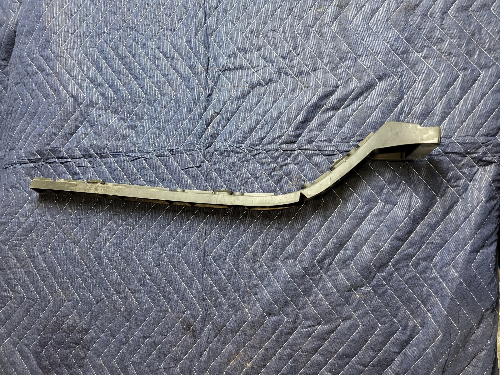 2014-2018 Maserati Quattroporte Left & Right & Center Rear Bumper Brackets OEM