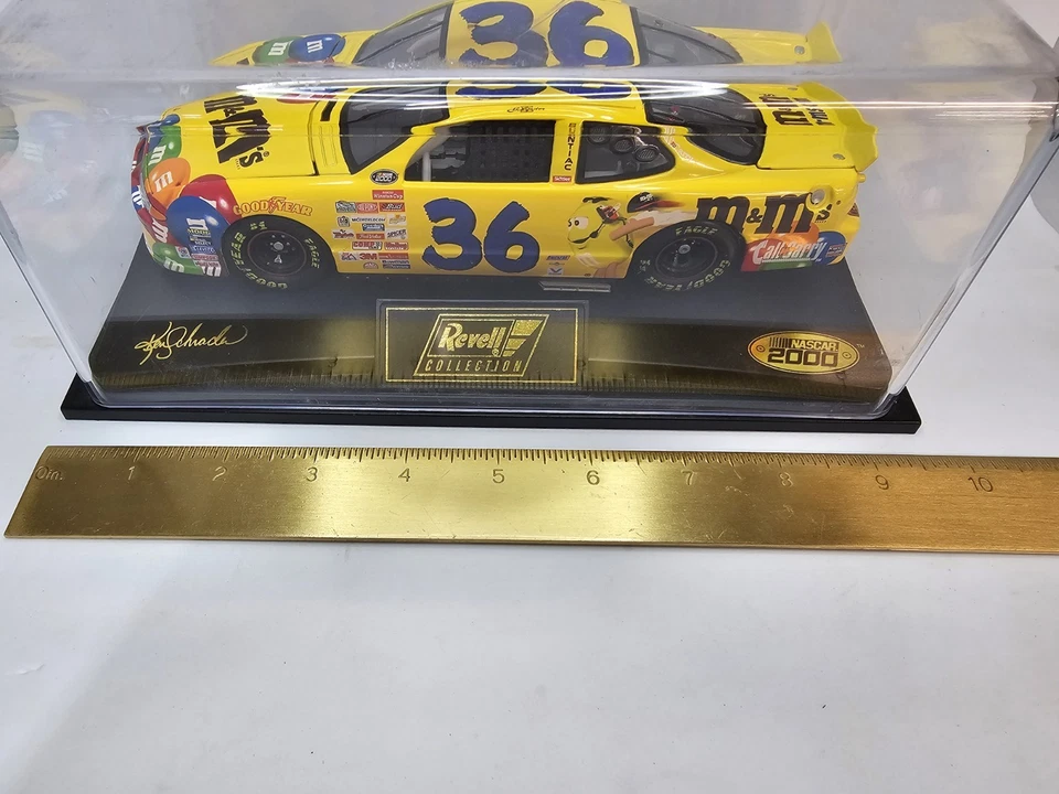 Revell Collection | Ken Schrader | NASCAR 2000 | #36 | M&M | 1:64 Diecast Model - Image 3 of 4