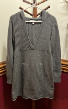Old Navy Wool Sweater Dress Woman’s Size M Long Sleeve V Neck