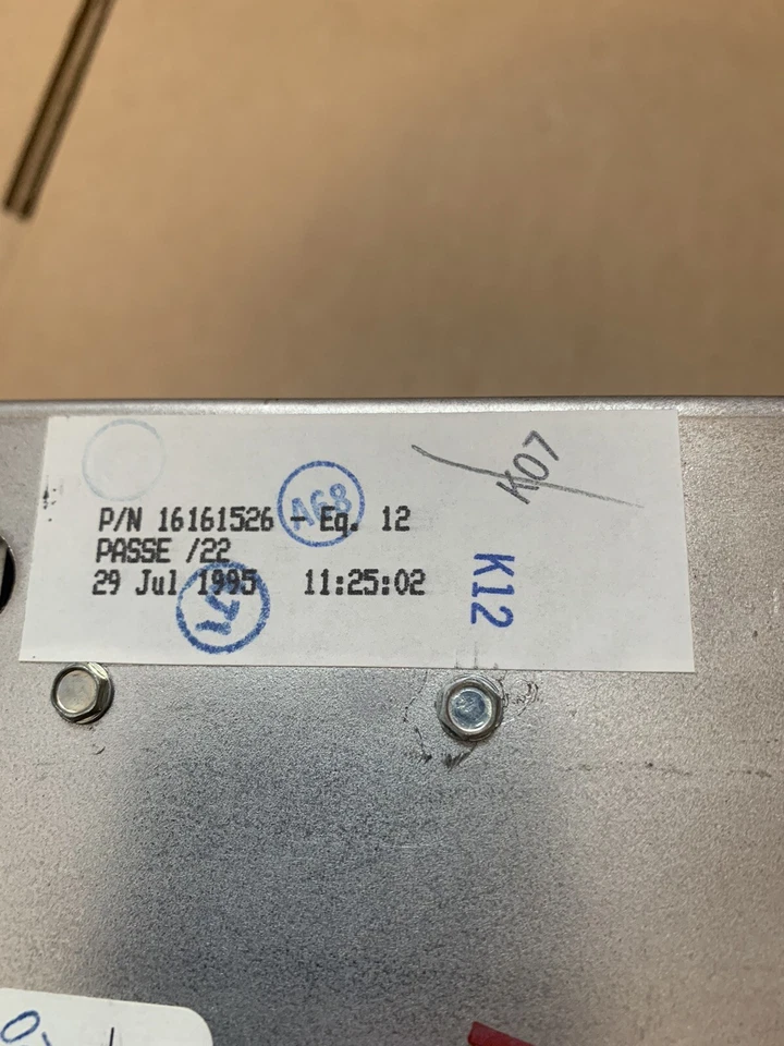 NOS MINT 93-95 Cadillac Fleetwood Brougham OEM AM/FM CD CASSETTE RADIO STEREO - Image 3 of 4