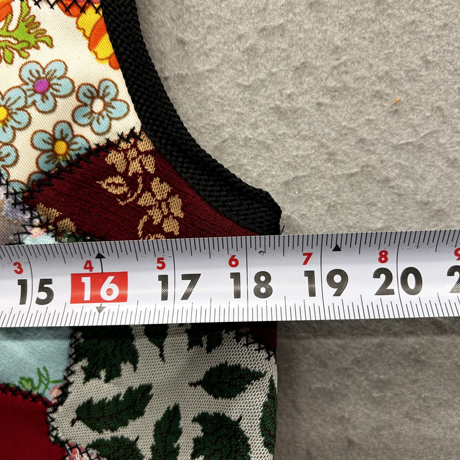 Orphus Lewellen Women's Medium Patchwork Quilt Ve… - image 5