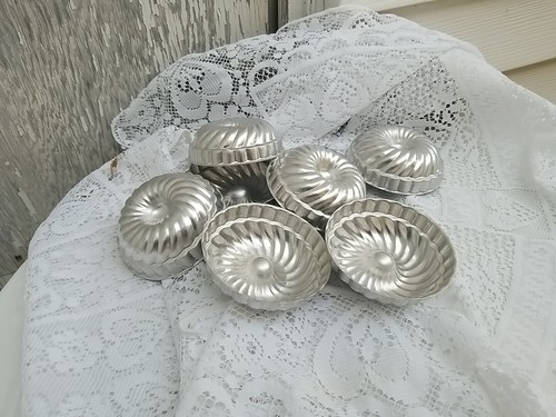 3.75 Vintage mini Tart Tins metal MOLDS Aluminum LOT X7 Cakes Pastry Jello Farm