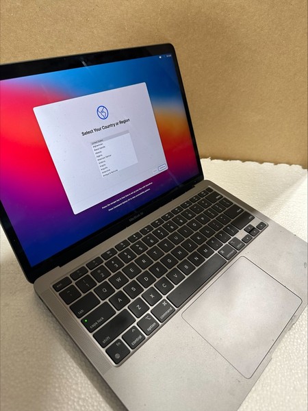 Apple MacBook Air A2337 (Finales 2020) Laptop 13" M1 CPU 16GB RAM 256 SSD Gris 2