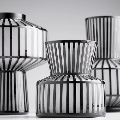 Lined Up Black Glass Vase-Modern Geometric Elegance - Picture 7 of 8