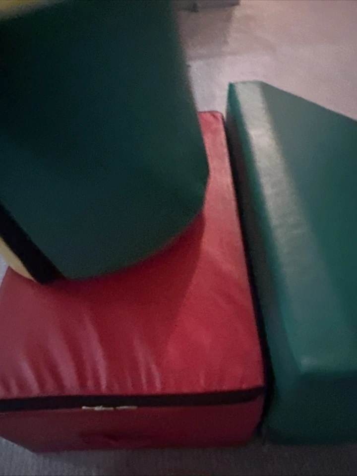 ¡Paquete! Paquete de juego suave Juego de escalada de 3 piezas, bloques de espuma y escalones Foto 2 de 4