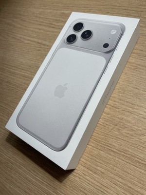 Apple iPhone 17 Pro Max - 256 GB - Silver (Unlocked) for sale