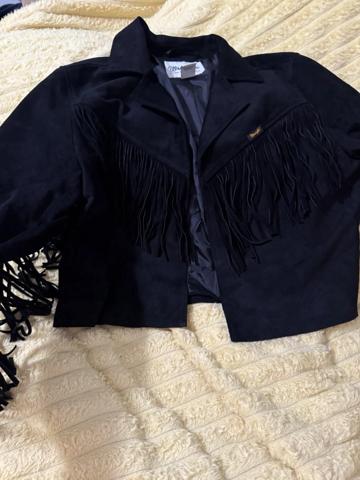 NEW Women’s Wrangler Sued Fringe Black Leather Jacket Western Large - Image 3 of 4