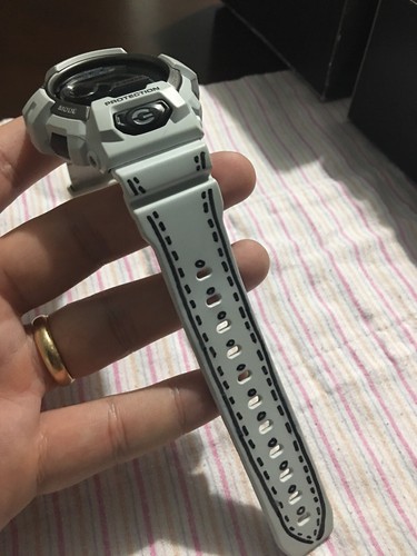 G Shock Iceberg White - Picture 3 of 8