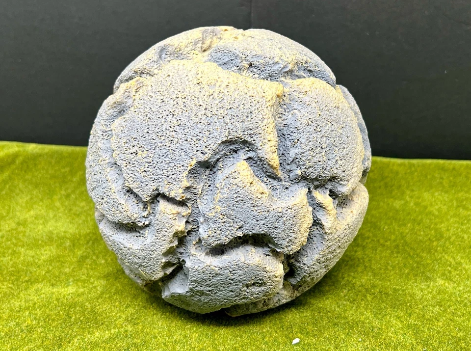 Battlefleet Gothic Epic литой местности лот B - 1 x Луна и 5 x астероиды смолы WH40K - Изображение 2 из 4