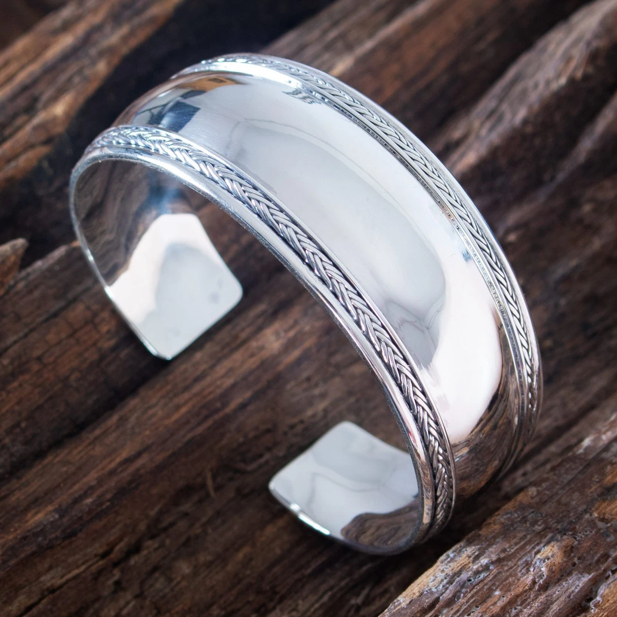 Produktbild von Breiter Silber-Armreif – Minimalistisch, Vintage-Stil, Made In Germany