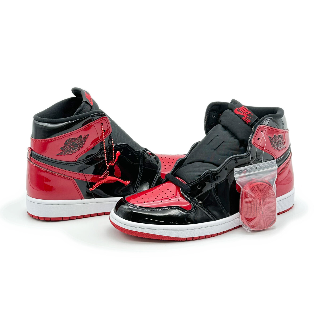 555088063 Nike Air Jordan 1 Retro High OG Patent Bred Varsity Red