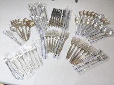 1847 Rogers Bros Magic Rose Pattern Silver Plate Flatware 8 Place Setting NOTE