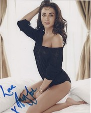 Amy Jackson Sexy Supergirl Autographed Signed 8x10 #J5