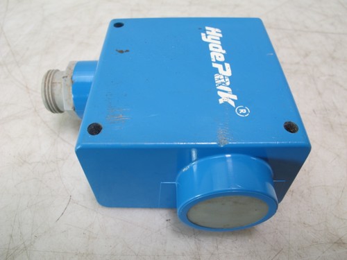 Hyde Park SM573B-100 Ultrasonic Proximity Sensor 100-240V 24mA - Picture 4 of 7