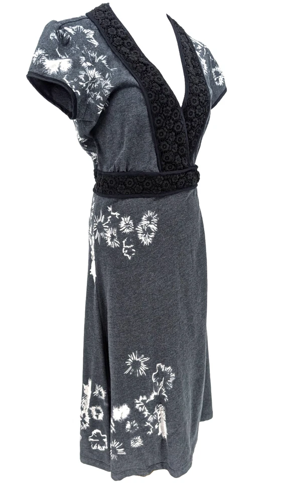 VTG Y2K Chulo Pony Asian Inspired Floral Cottage Boho Gray Wrap Dress Medium - Image 3 of 4