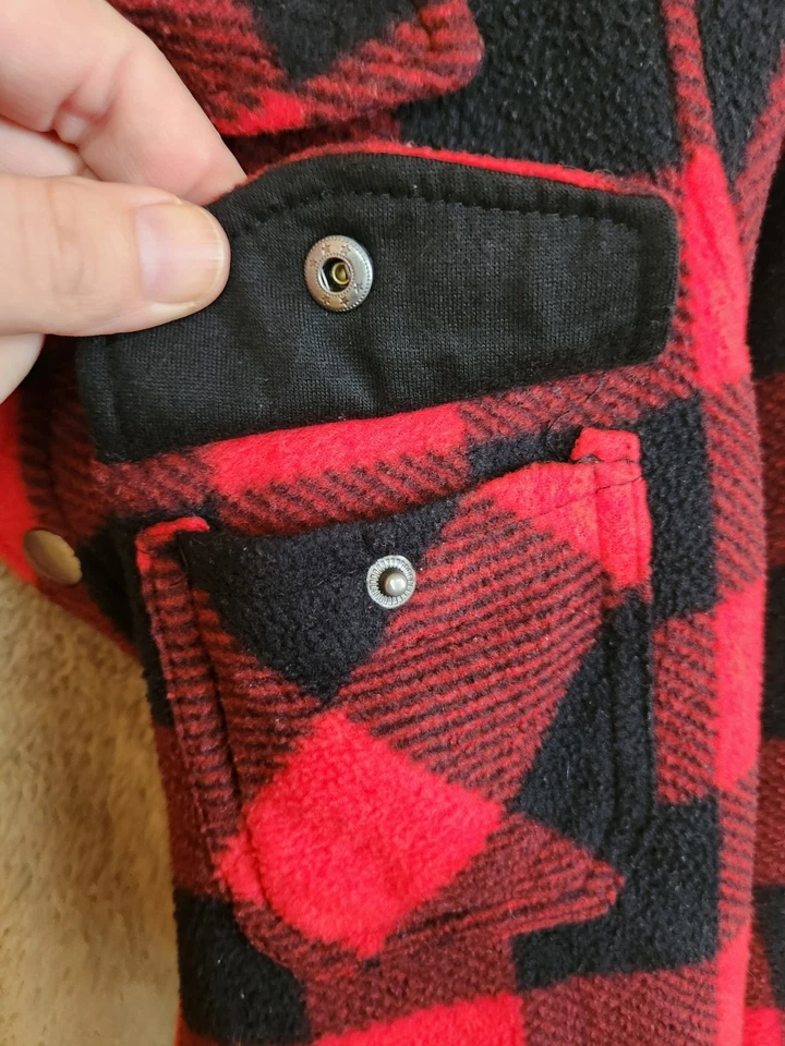 Chaqueta de franela a cuadros forrada Sherpa Eddie Bauer Kids 8 roja negra cuadros búfalo Foto 3 de 4