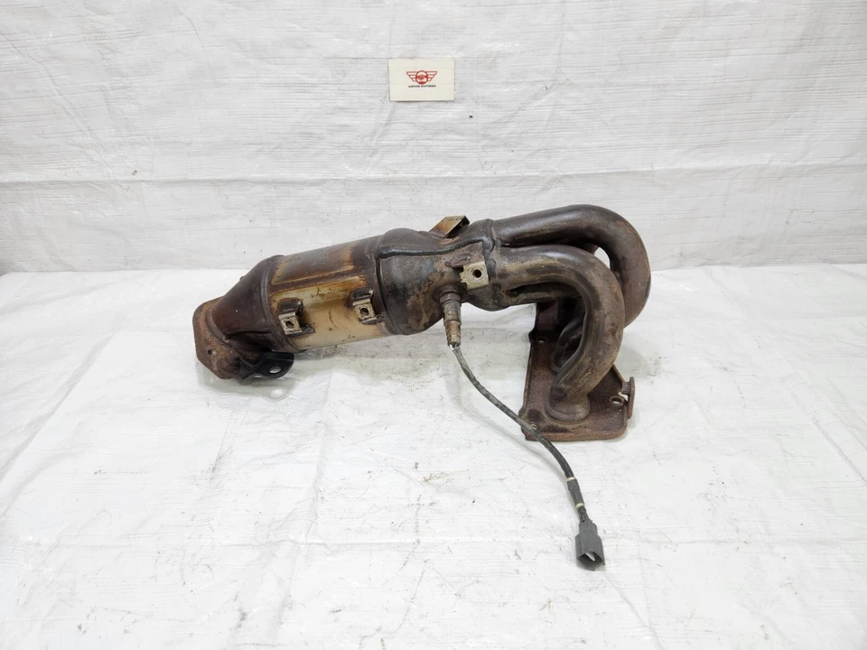 Toyota Rav4 2013-2018 colector de escape 2,5 L tracción delantera OEM 2505136150 Foto 3 de 4