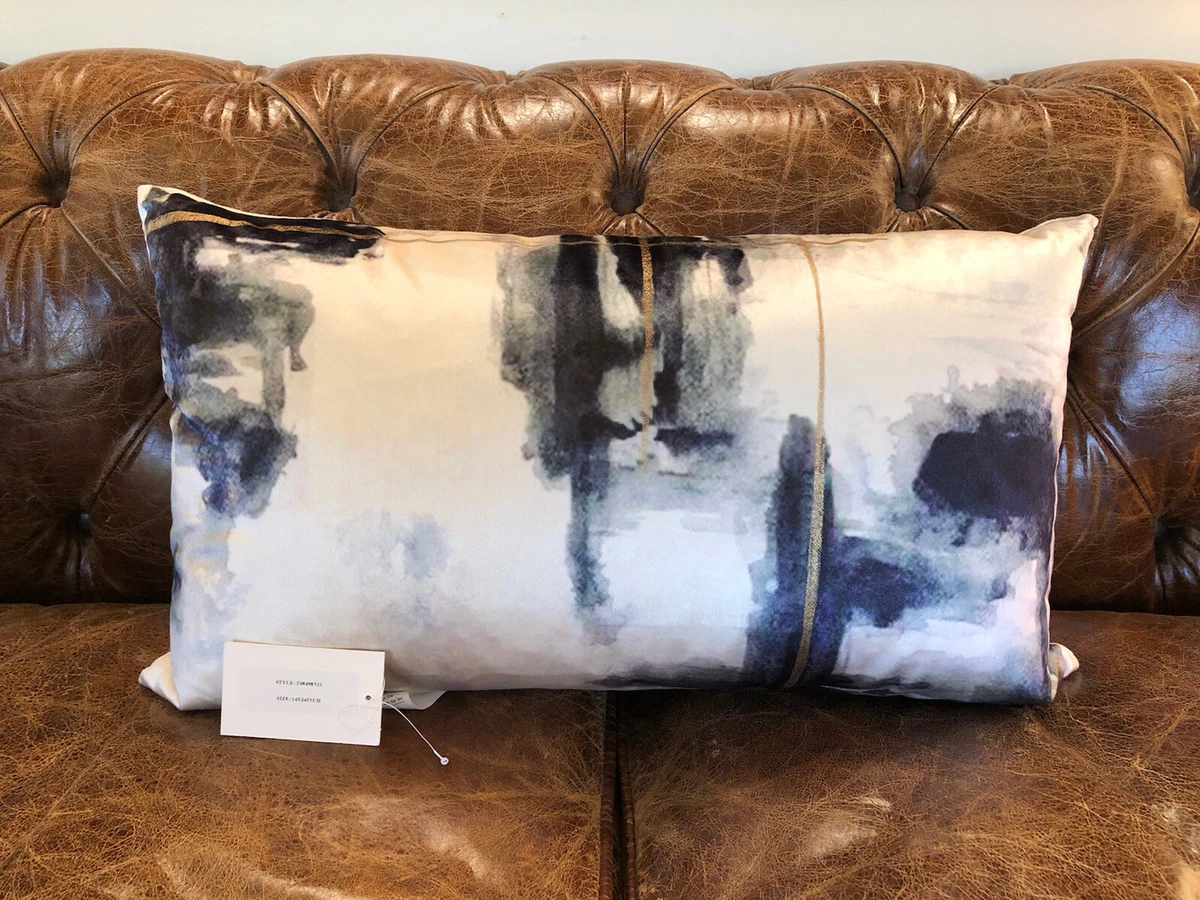 Novato Throw Pillow - Feather Down