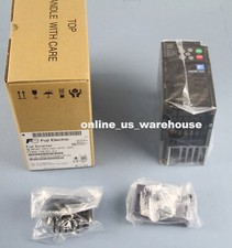New In Box FUJI FRN0.75E2S-2J Inverter 220V 0.75W