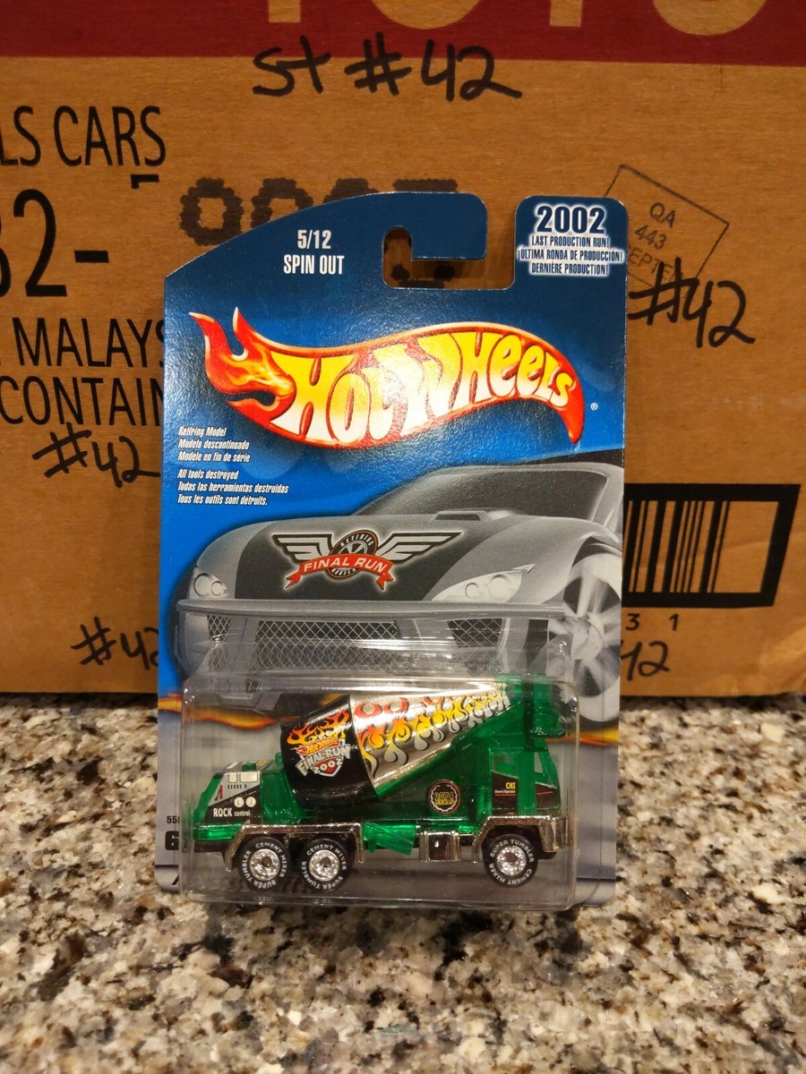 ミニカー Hot Wheels Spin Out 2002 FINAL RUN NEW 2002 Hot Wheels FINAL RUN 1:64 Car Green SPIN OUT Cement Truck