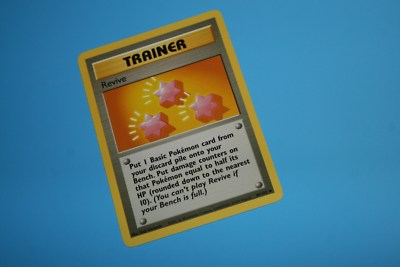 Pokemon Trainer Karte - englisch - '' Revive ''