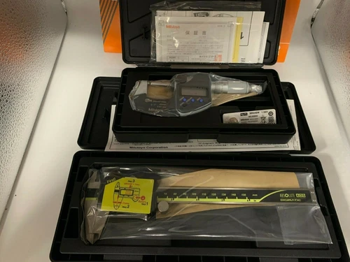 Mitutoyo 500-196-30 Digital Caliper & 293-340-30 Digital Micrometer Combo, New