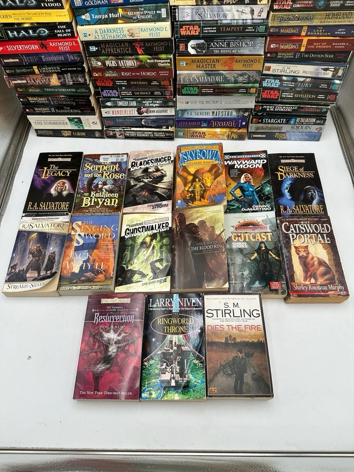 Huge Lot of 127 Vintage Sci-Fi/Fantasy PB Books ACE DEL REY TOR DAW - Imagem 3 de 4