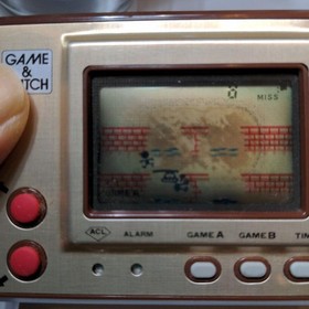 GAME & WATCH GOLD Manhole