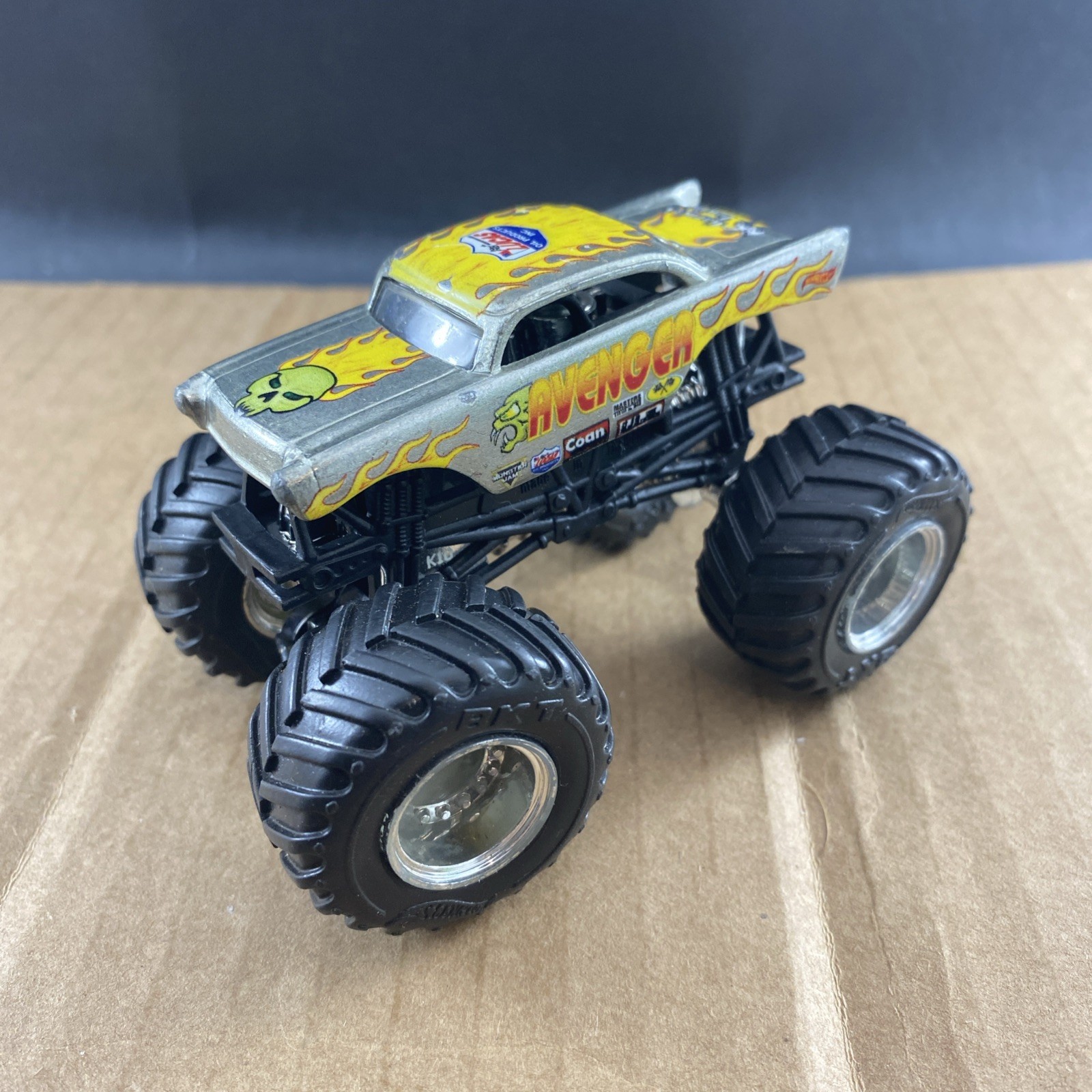 Hot Wheels Monster Jam Silver Avenger Monster Truck 1:64, COMB SHIP $1