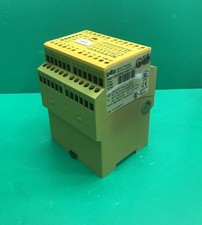 Pilz Safety Relay 774086 137229 Emergency Stop, PNOZ 11, 230-240 VAC, 24VDC