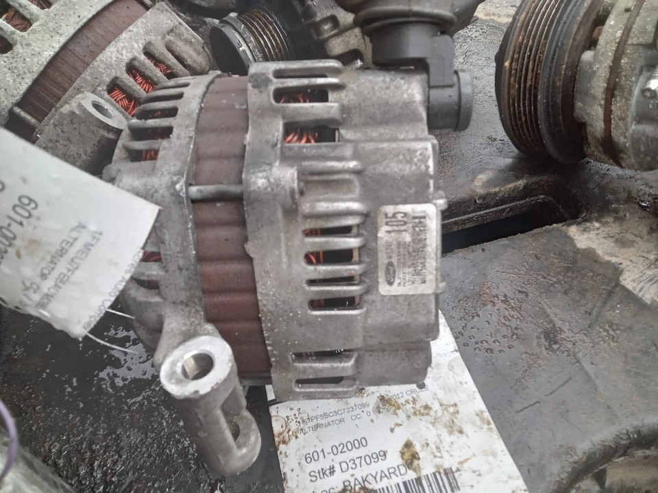 Used Alternator fits: 2010 Ford Explorer 4.0L 120 amp Grade A Foto 2 de 4