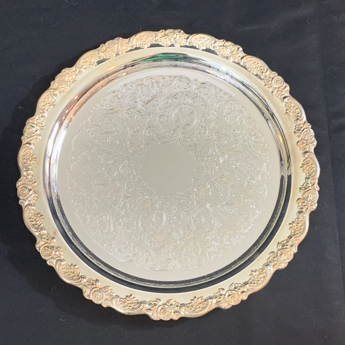 ONEIDA Victorian Antique US Silver-Plated Platters & Trays for